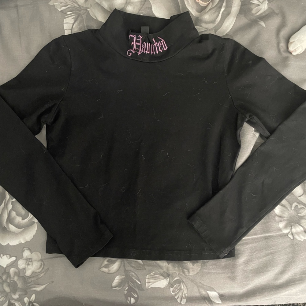 Widow Crop Top
